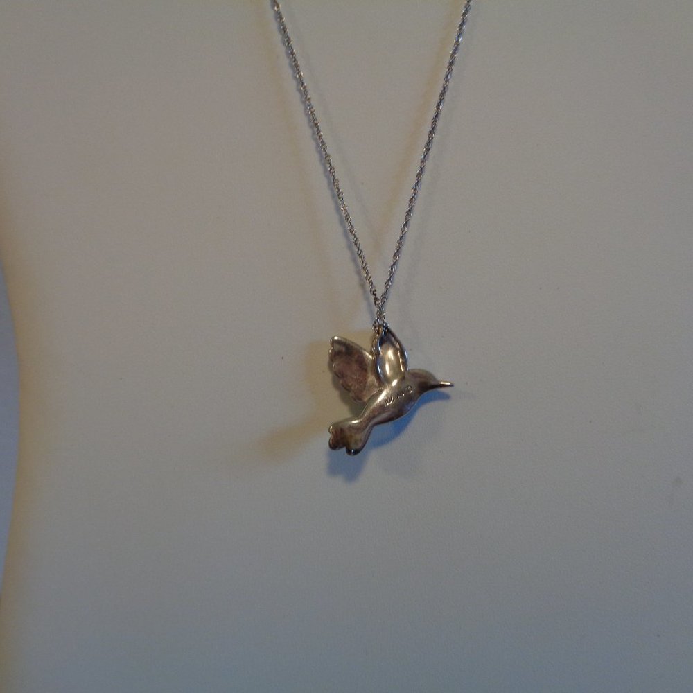 Artistique Sterling Silver Swarovski Crystal Bird Pendant w/Chain - Picture 5 of 13